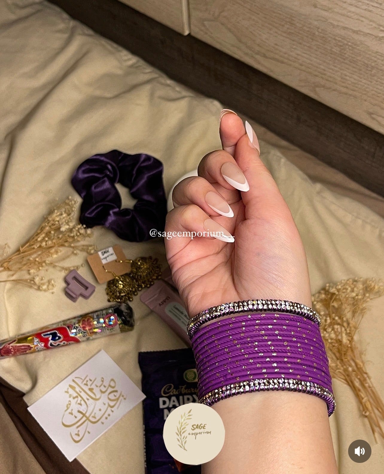 Purple/Mauve