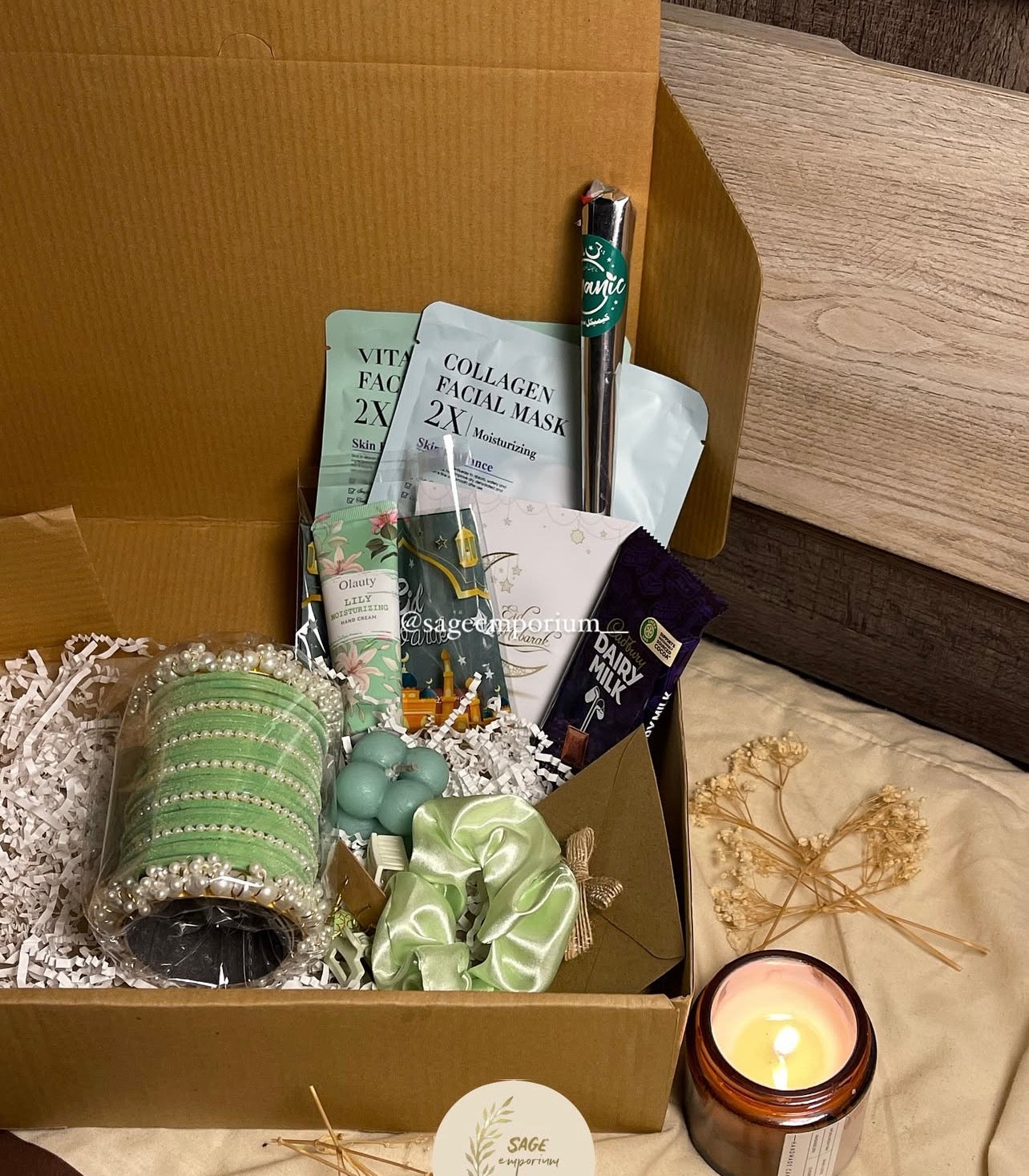 Pastel Green Large Hamper