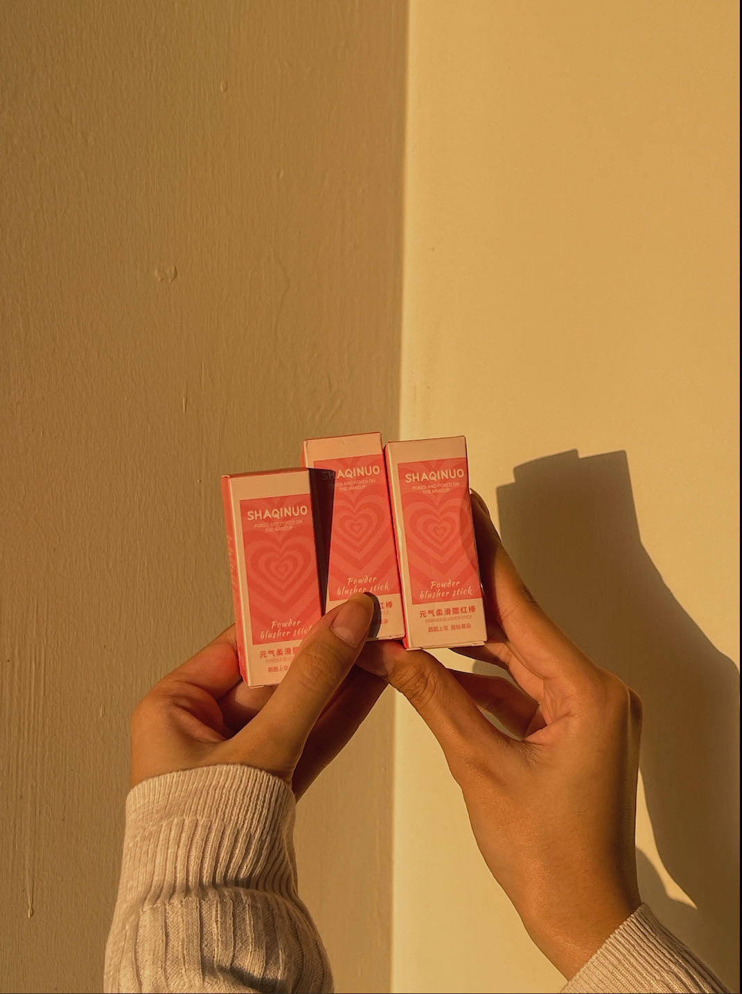 SHAQINUO BLUSH STICKS.