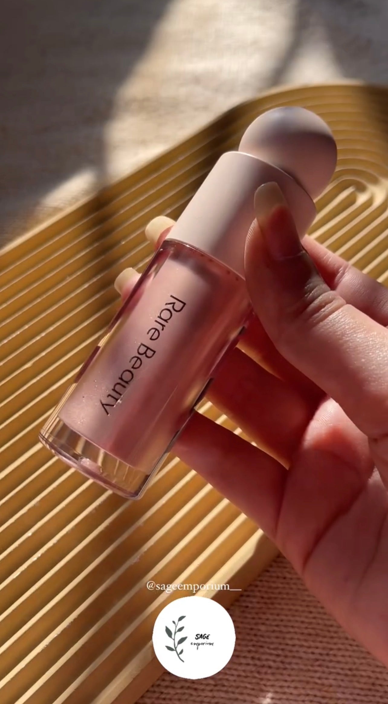 RARE BEAUTY - Liquid luminizers