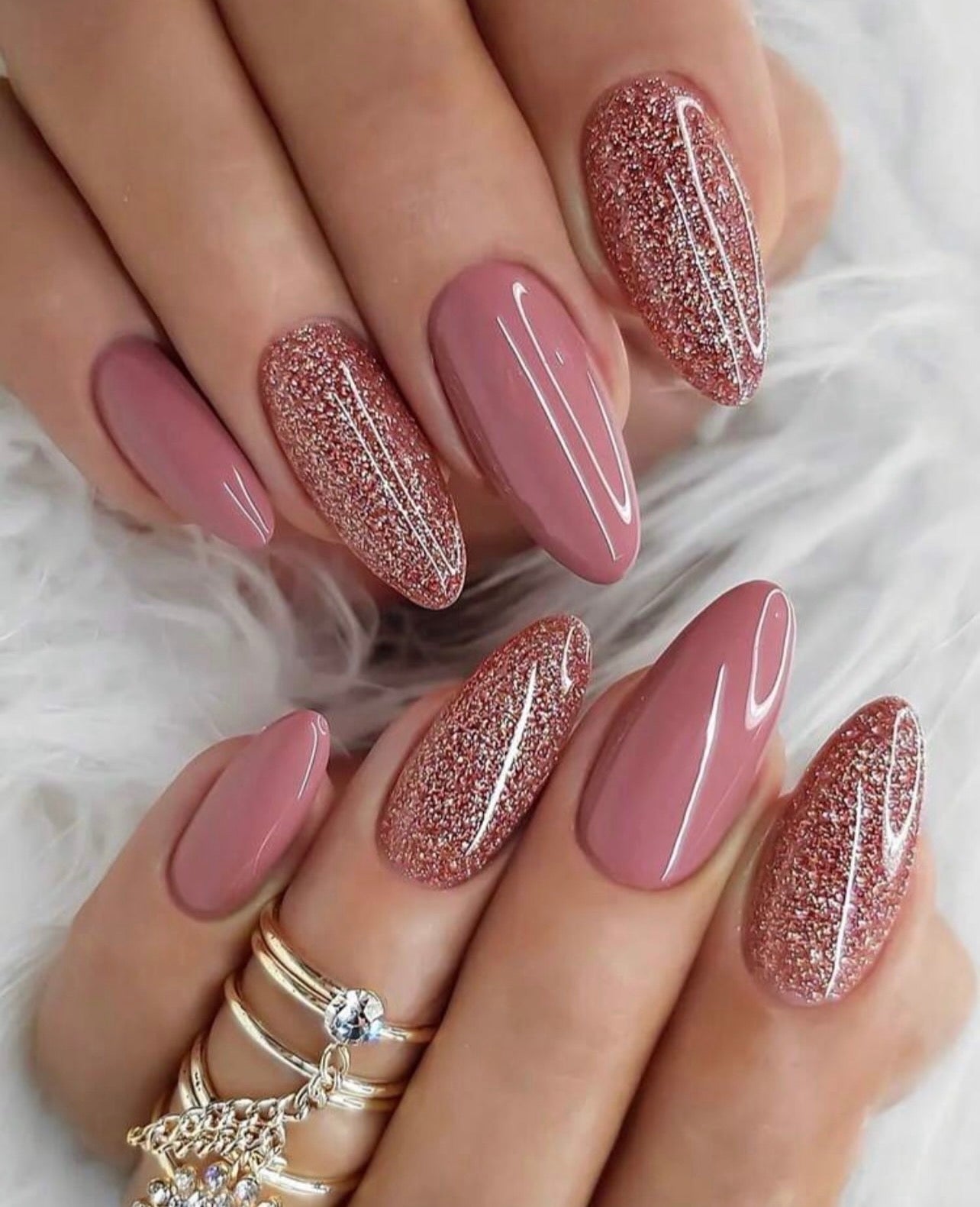 PRESS ON NAILS