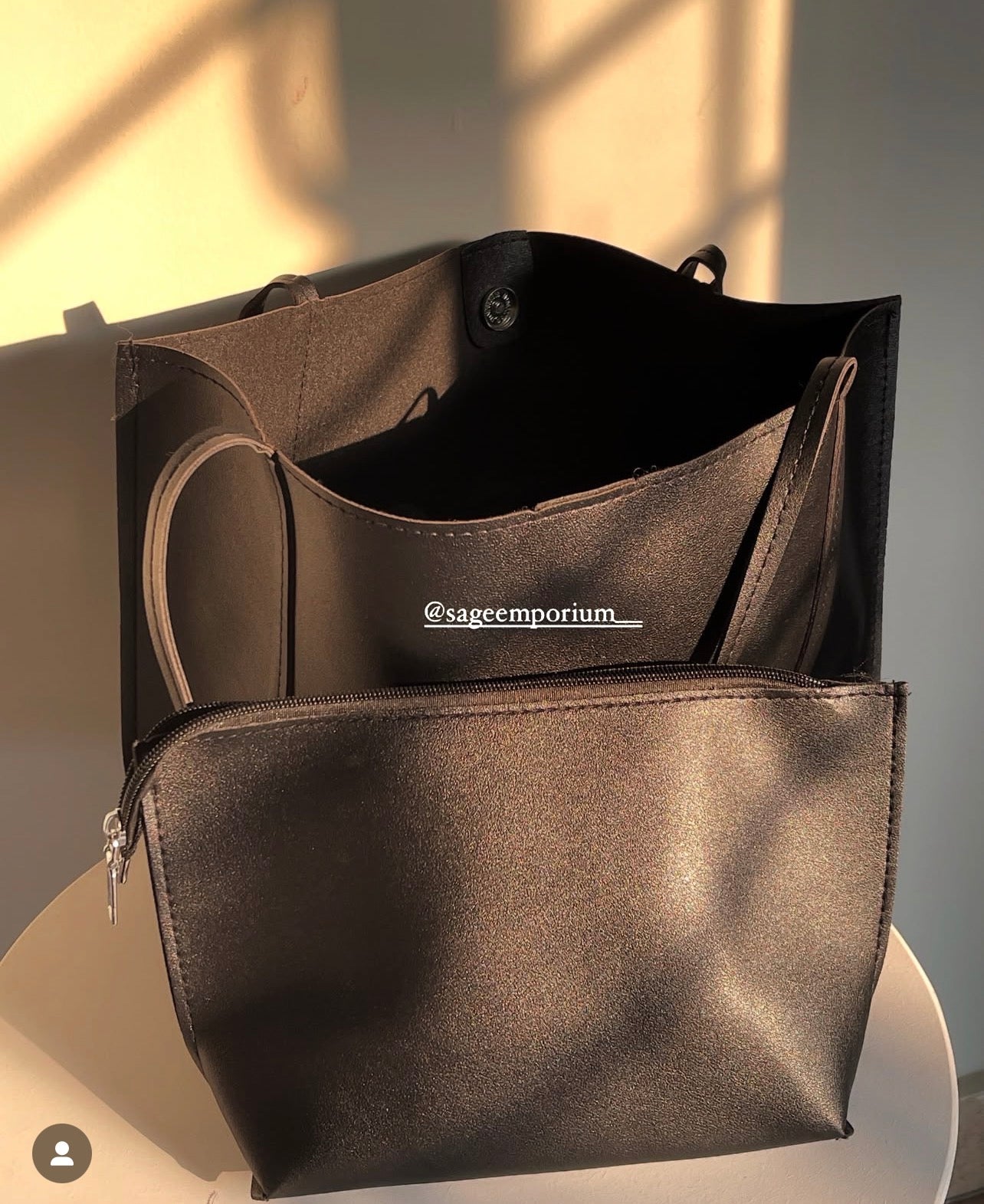 BLACK TOTE