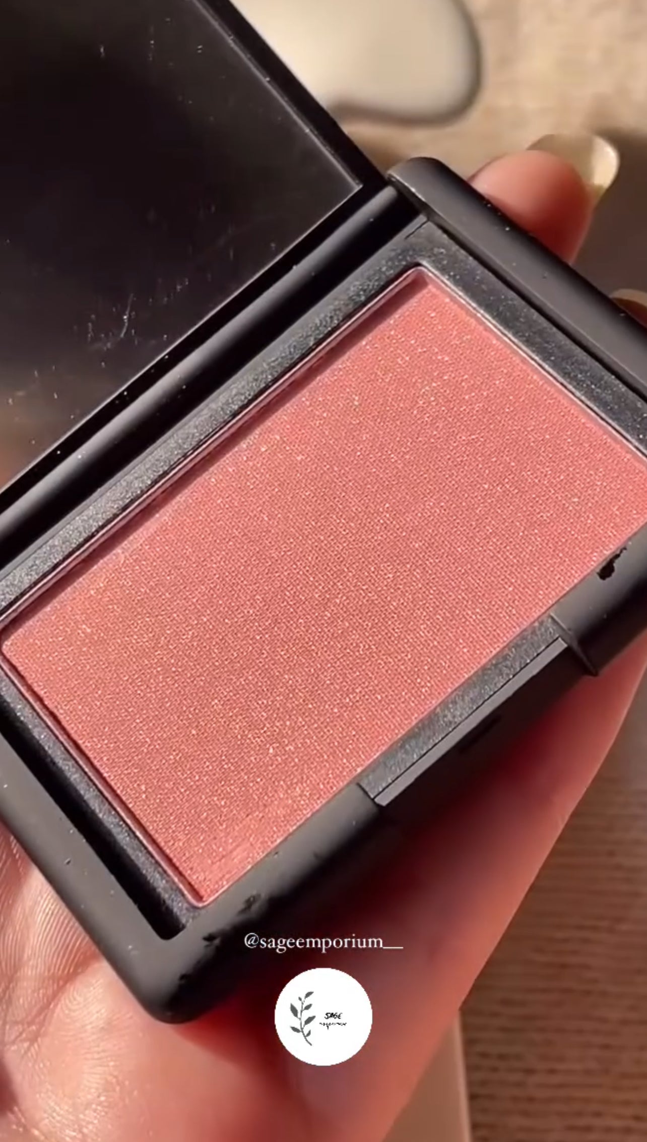 NARS - Powdered blush (orgasm)