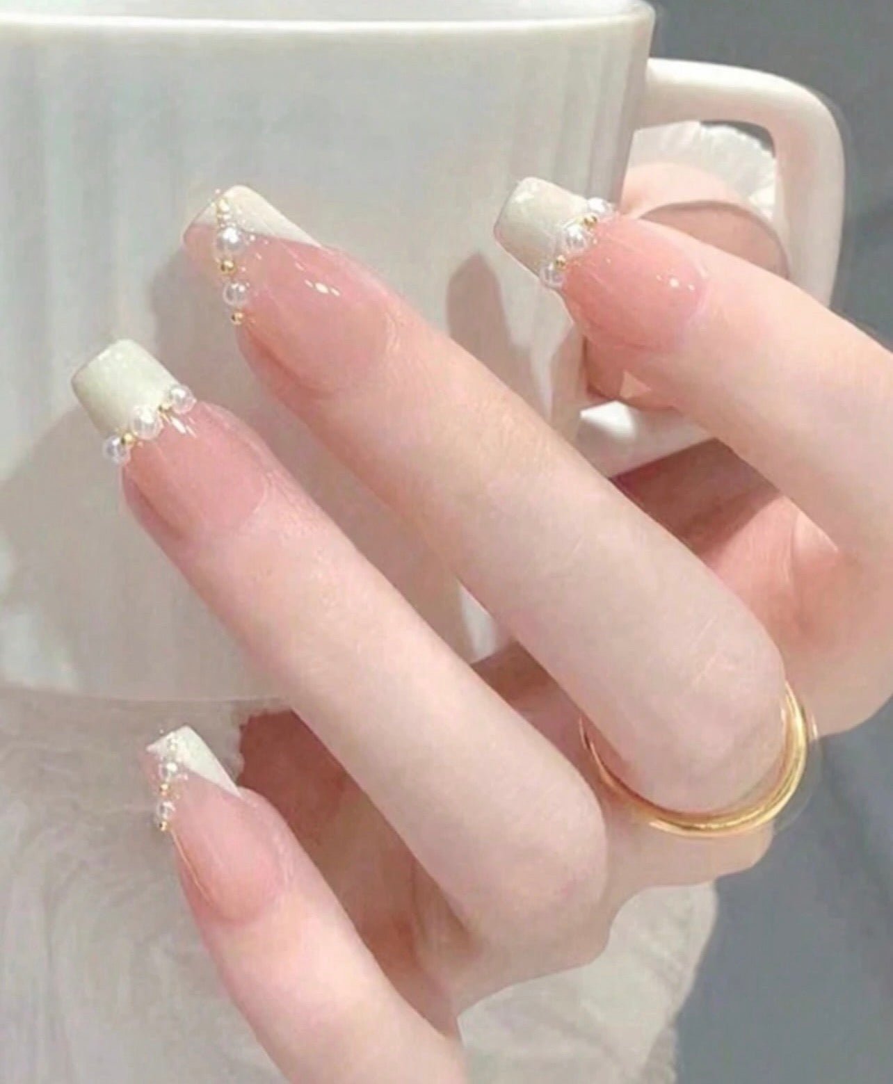 PRESS ON NAILS