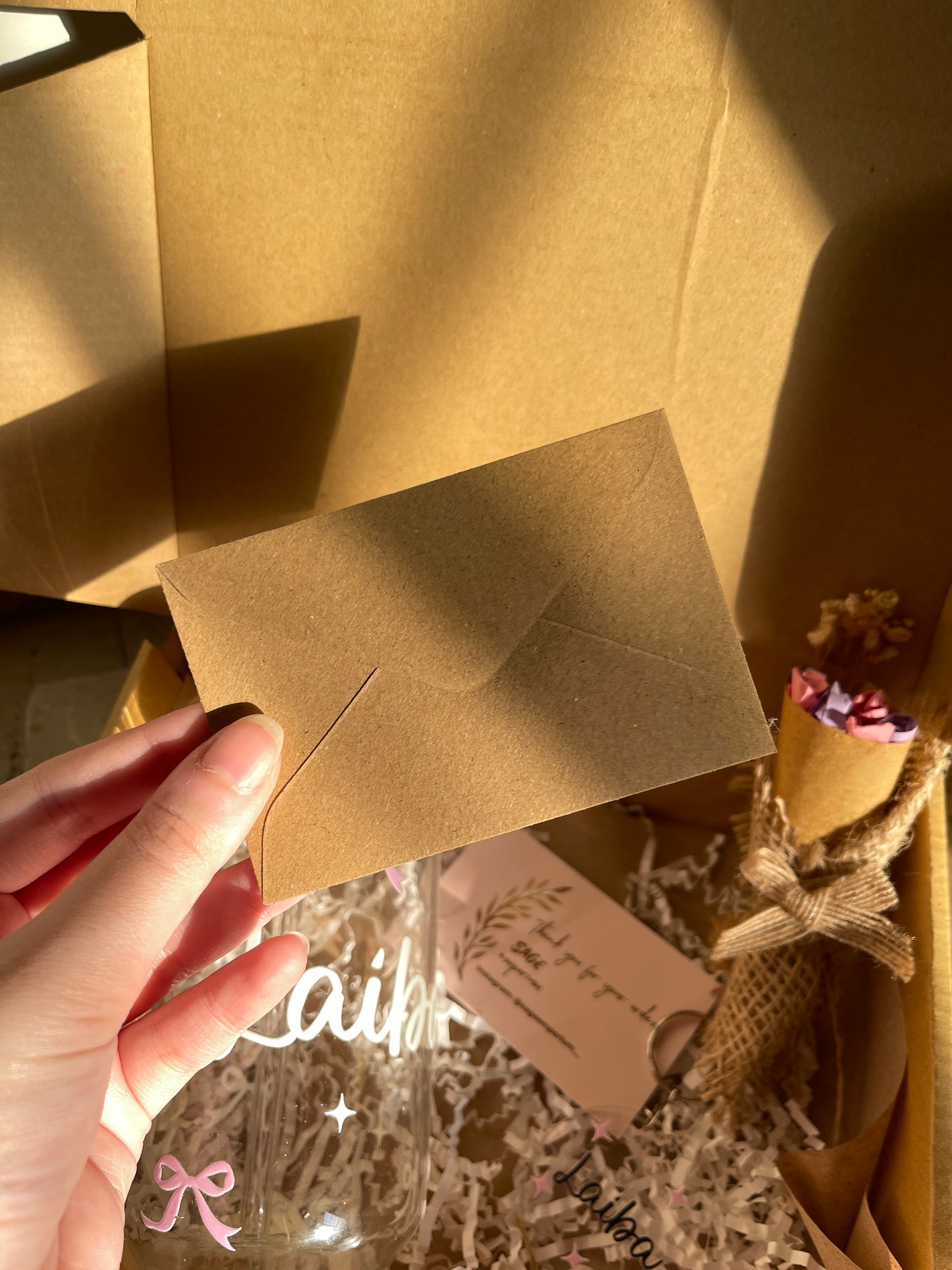 Tumbler & Keychain Hamper